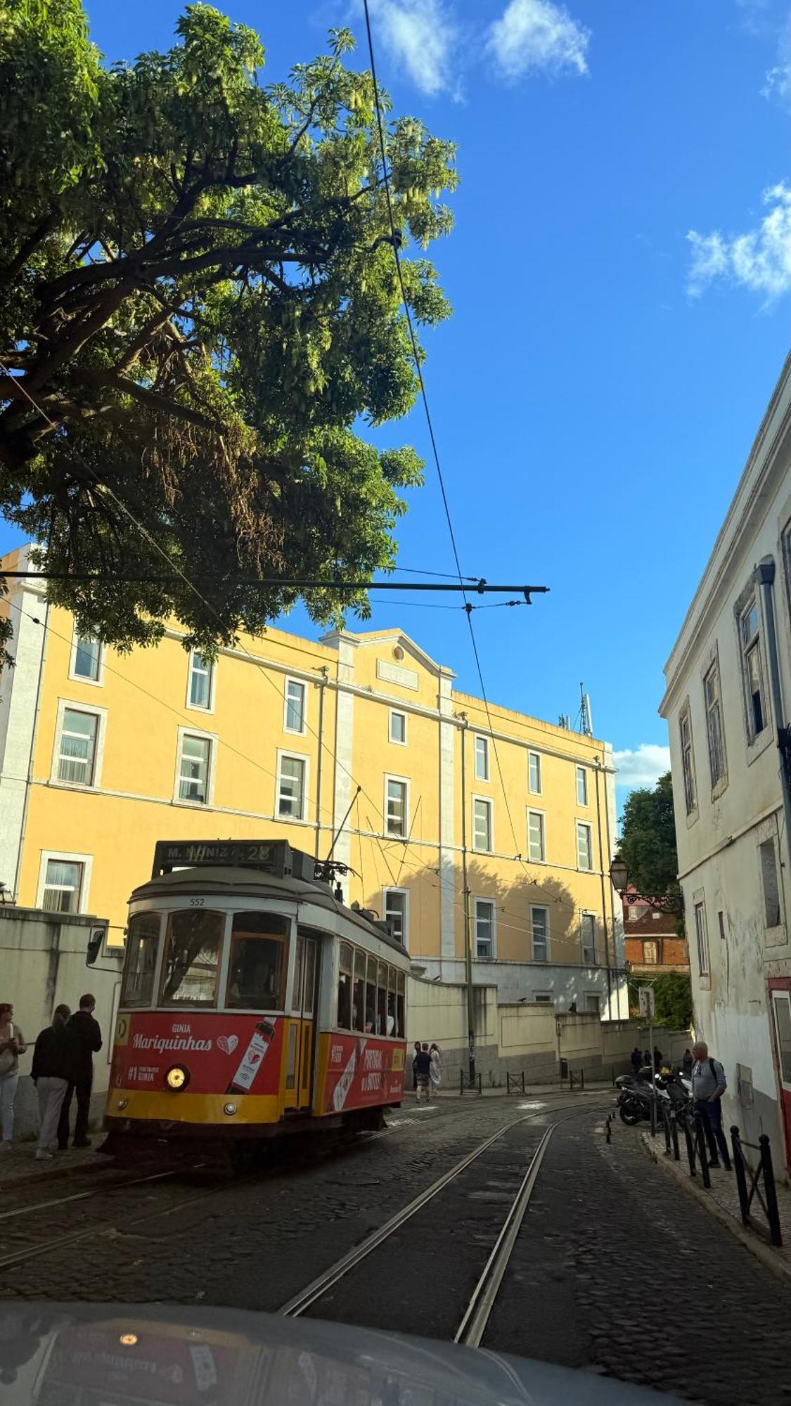 Asian Everest House - Lisbon — Zdjęcia 3